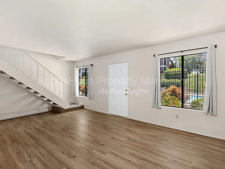 7831 Rancho Fanita Dr #D — Photo 5