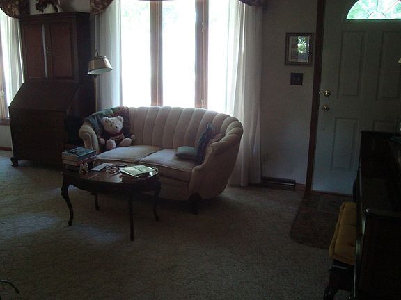 Dining room-front entry door