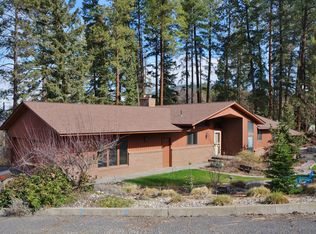 887 E Glen Ave, Colville, WA 99114