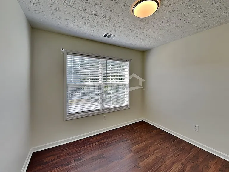 1307 Bramlett Forest Ct — Photo 12