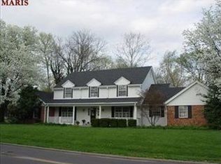 1140 S Rock Hill Rd, Saint Louis, MO