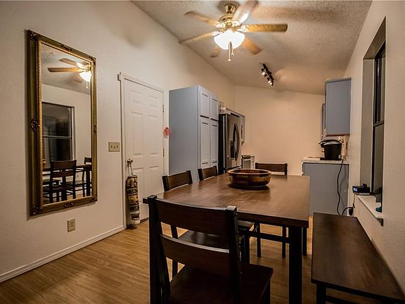 4th image of 2310 S 17th Pl