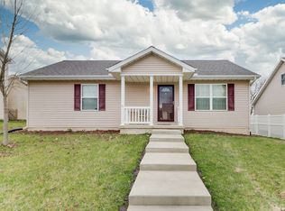 904 Brighton Ave, Mackinaw, IL 61755
