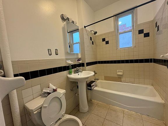 2nd image of 2544 97th St #2