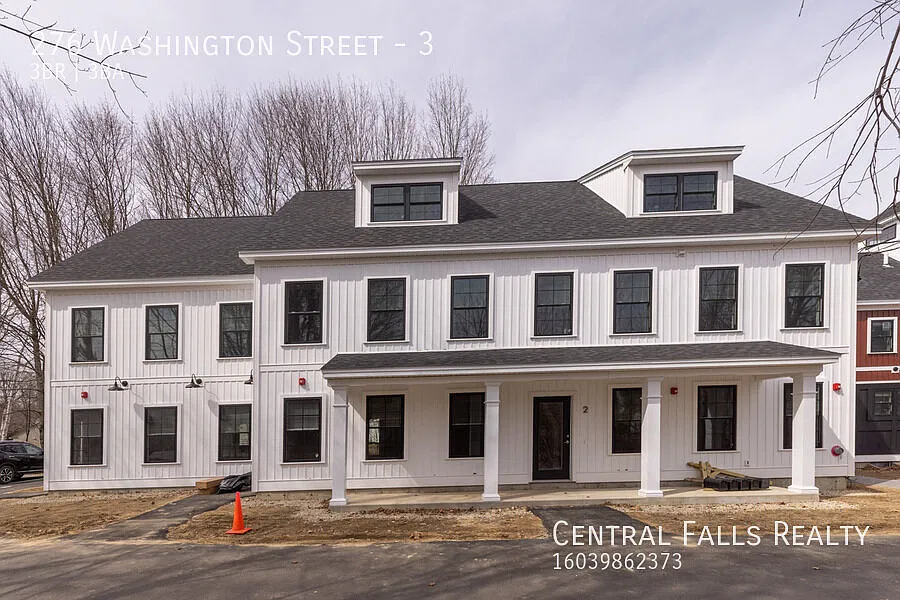 3BR! Walking distance to Downtown Dover — Photo 1