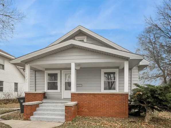 1306 Evelyn St, Perry, IA 50220