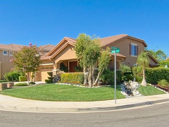 3rd image of 16375 Sisley Dr