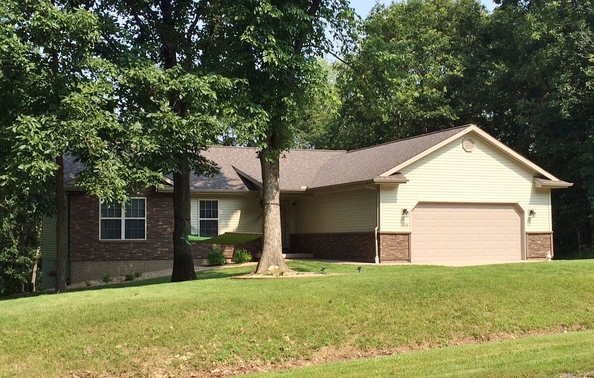 195 Spruce Ct, Dahinda, IL 61428 Zillow