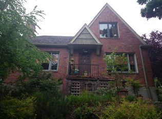 1702 32nd Ave, Seattle, WA 98122