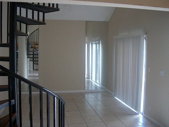 5th image of 7869 Tam Oshanter Blvd #0