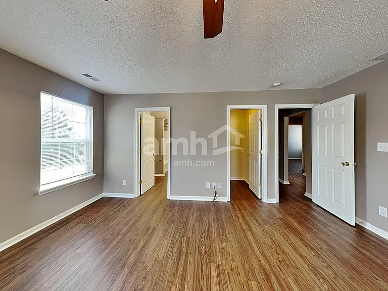1355 Round Lake Rd — Photo 14