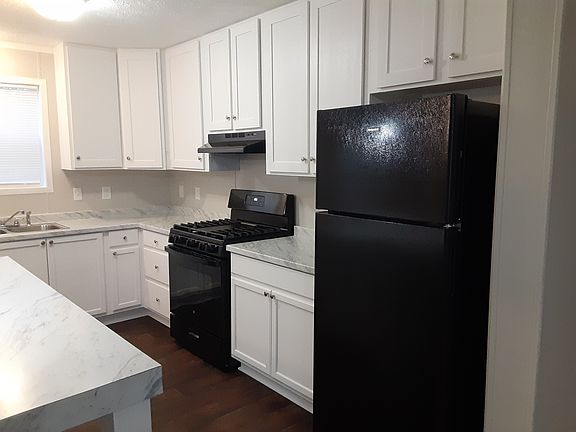 3rd image of 43472 Sandpiper Dr