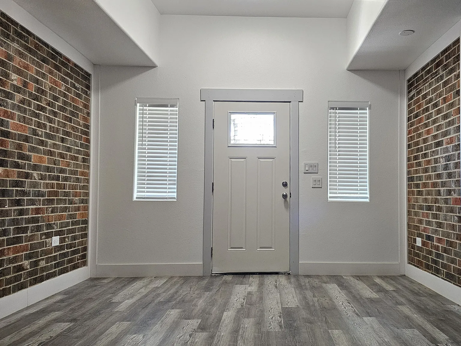 3 bed, 1250 sqft, $1,550 — Photo 4