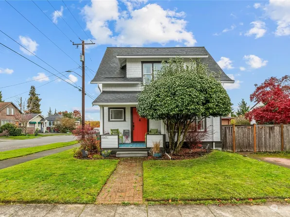 6624 Linden Avenue N, Seattle, WA 98103