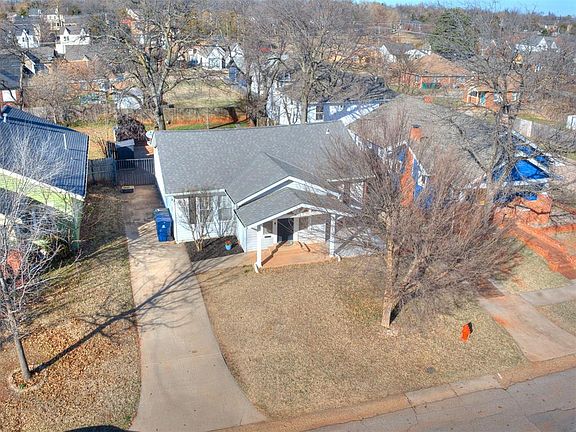 3rd image of 905 NW 35th St