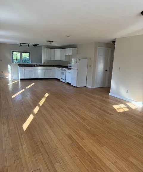 150 Stratton Rd #2 — Photo 2