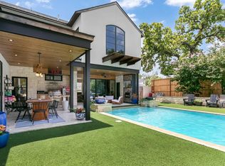 404 Holly Ln, Fredericksburg, TX 78624