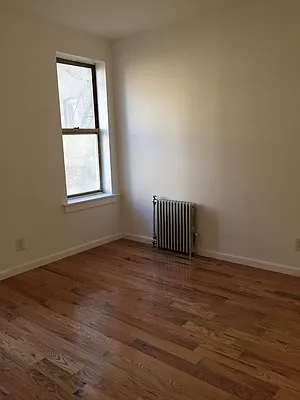 Rented by Arena Real Estate | media 10