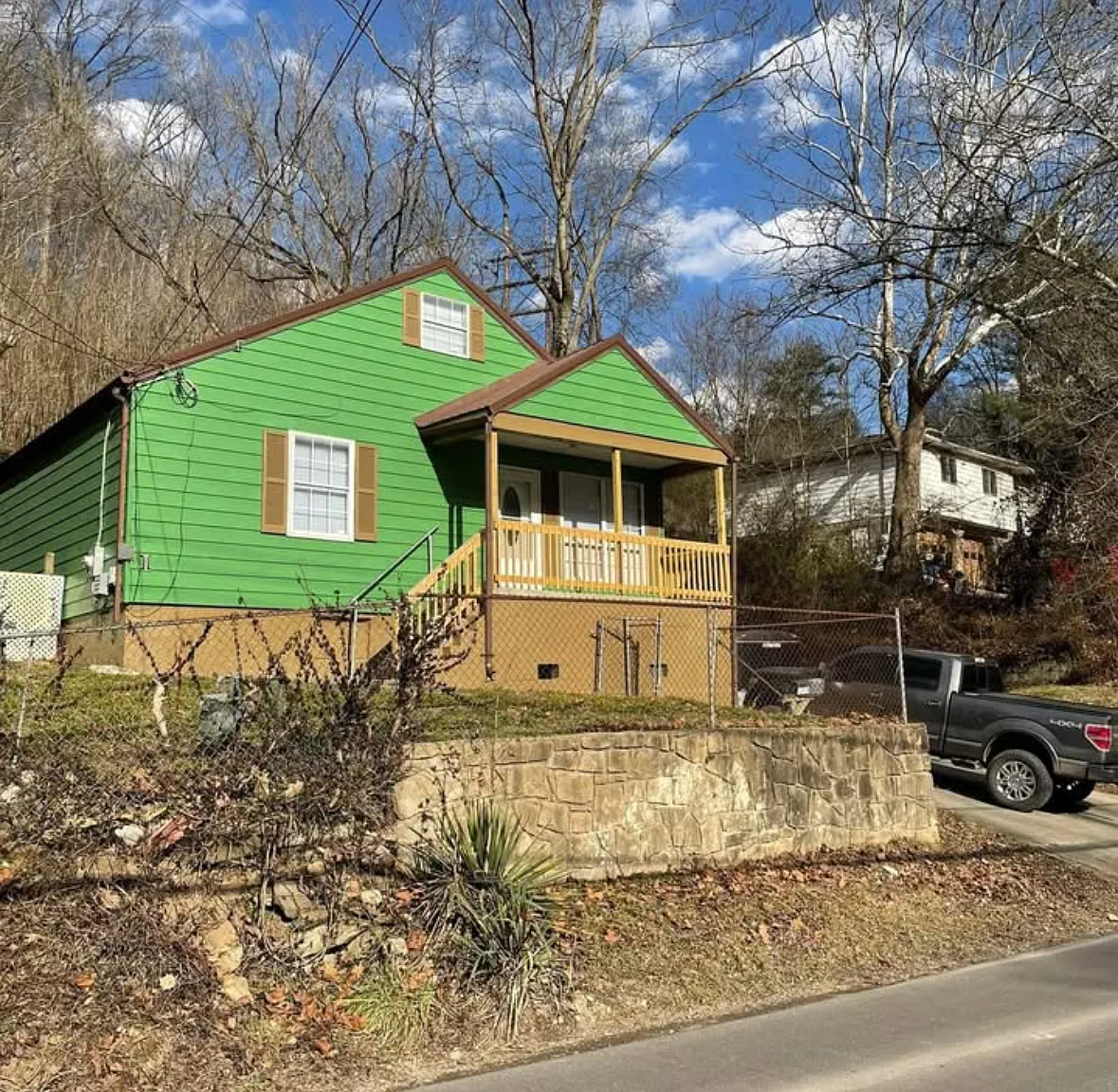 2 bed, 1584 sqft, $800 — Photo 1