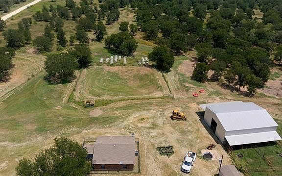 2nd image of 2757 County Road 362