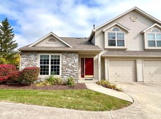 5820 Thornbriar Ln, Fort Wayne, IN 46835
