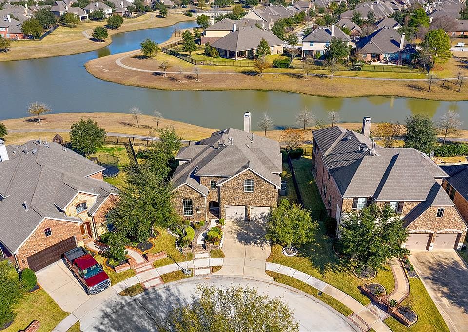 1st image of 18422 W Willow Oak Bend Dr