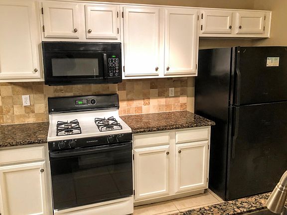 4th image of 4007 Kitchen Hill Ln