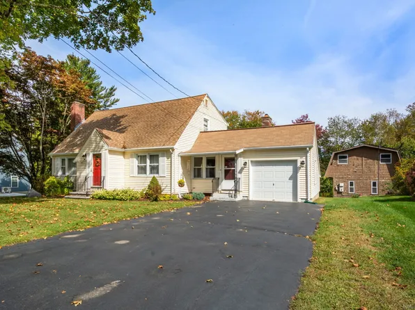15 Oakwood Drive, Thompson, CT 06277