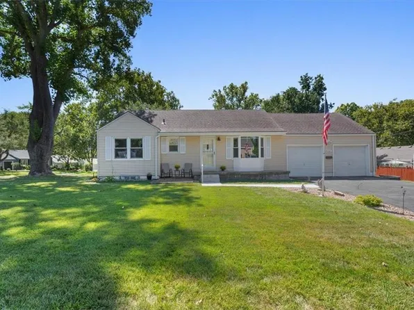6101 W 56th St, Mission, KS 66202