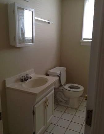 5th image of 7729 Zimpel St