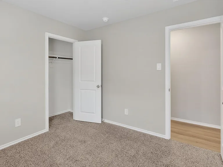 5533 Flannel Ln — Photo 15