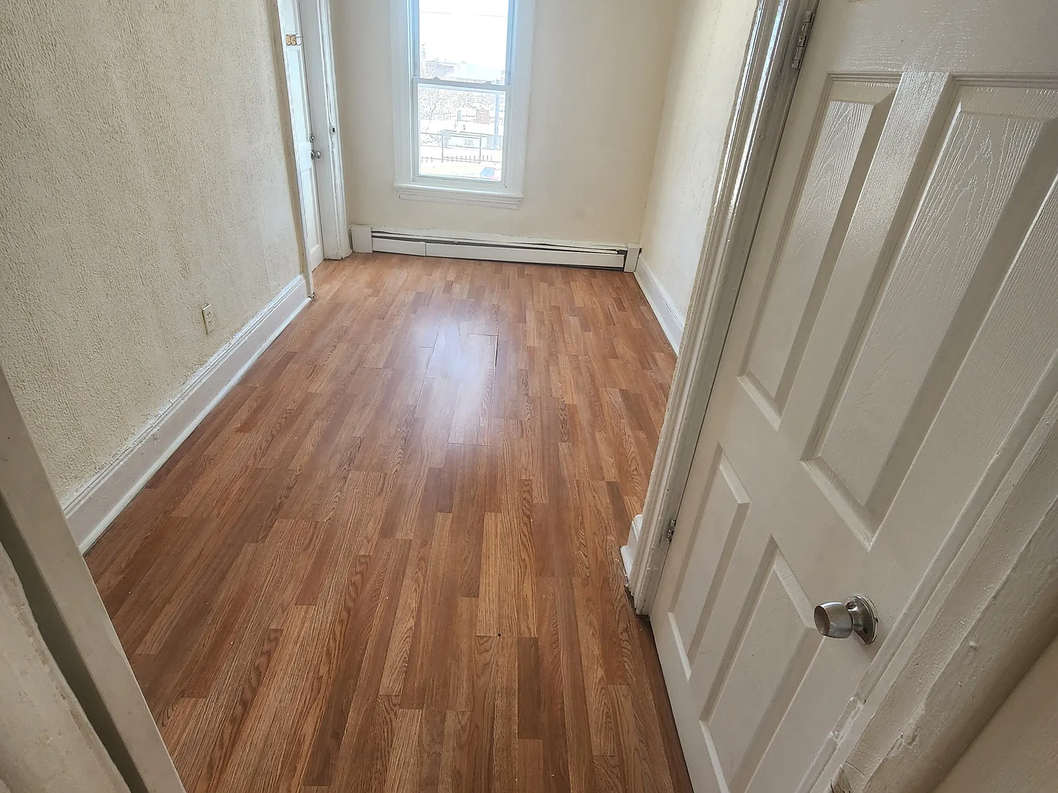 3 bed, $1,890 — Photo 4