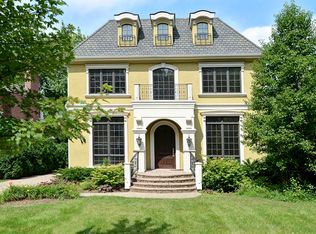 618 N County Line Rd, Hinsdale, IL 60521