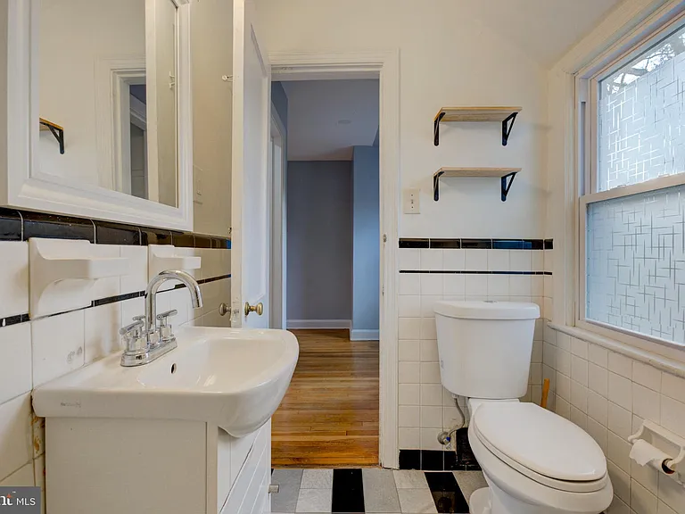 6916 New Hampshire Ave — Photo 30