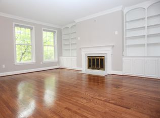 3637 Winfield Ln NW, Washington, DC 20007