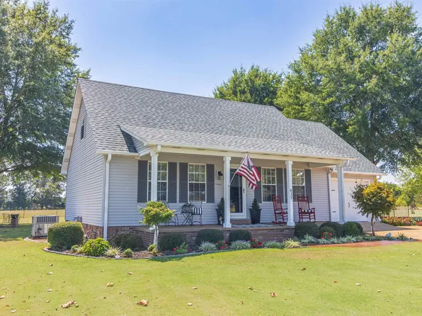 635 Perkins Rd, Adamsville, TN 38310