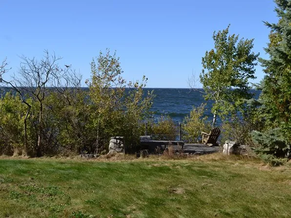 5451 Bay Shore Dr, Sturgeon Bay, WI 54235