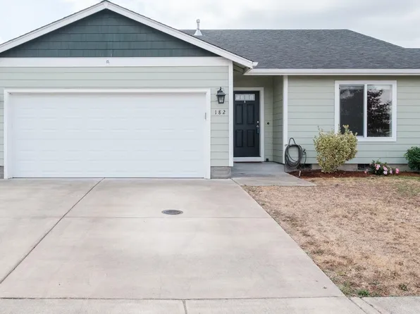 182 E Joy St, Lebanon, OR 97355