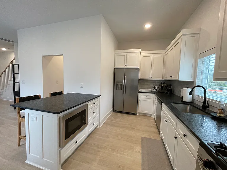 1406 S Duncan Ave — Photo 6