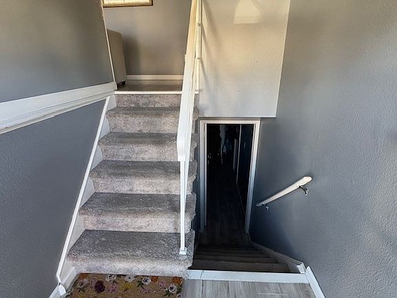 2nd image of 402 Circle Dr