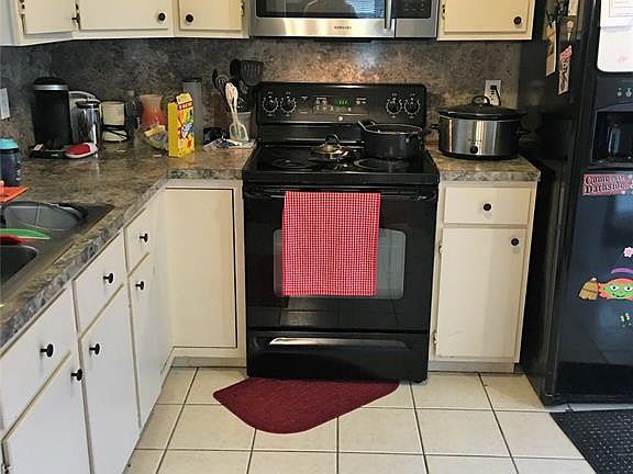 4th image of 2802 Knoxville Dr