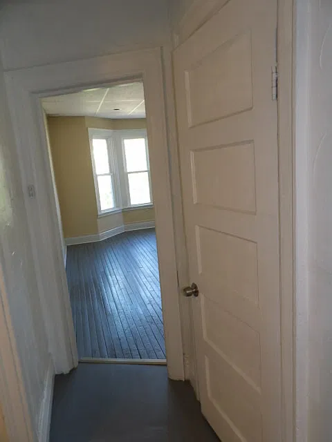 2 bed, 1150 sqft, $1,350 — Photo 2