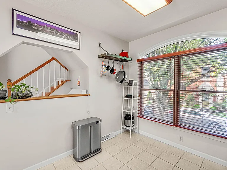 1720 Merriman Ct — Photo 13