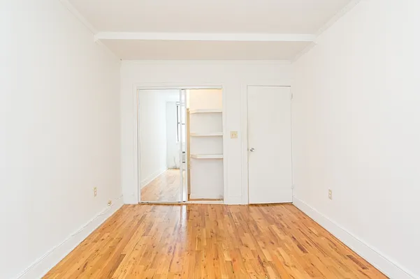 Rented by MNS | media 19