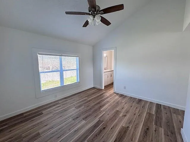 4406 Helen St #2 — Photo 17