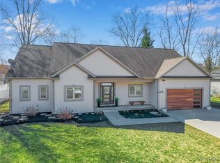 669 Chicora Dr, Lewiston, NY 14092