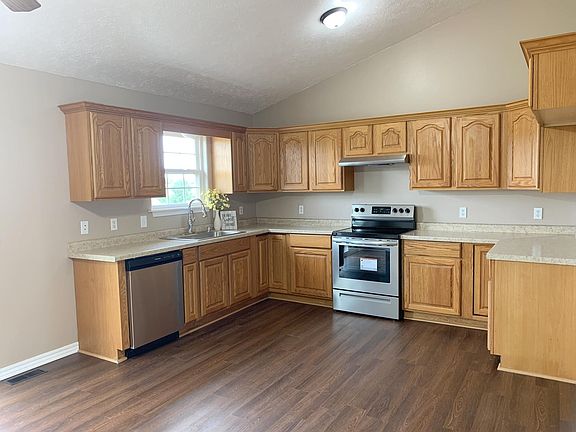 5th image of 1712 Amy St