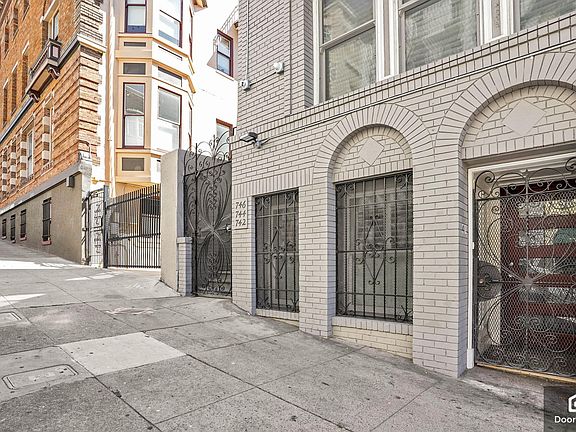 3rd image of 746 Hyde St