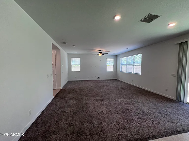 1165 E Thompson Way — Photo 5