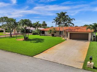 15080 SW 31st Ct, Davie, FL 33331